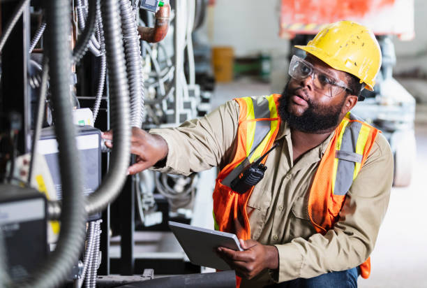Best Local Electrician Companies  in Charleston, MO