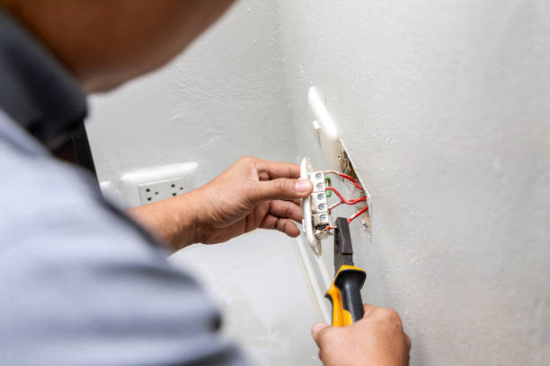 Best Electrical Outlet Repair  in Charleston, MO